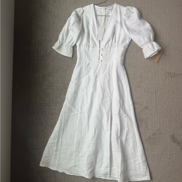 NWT Maribel Linen Dress in White - Picture 6 of 12
